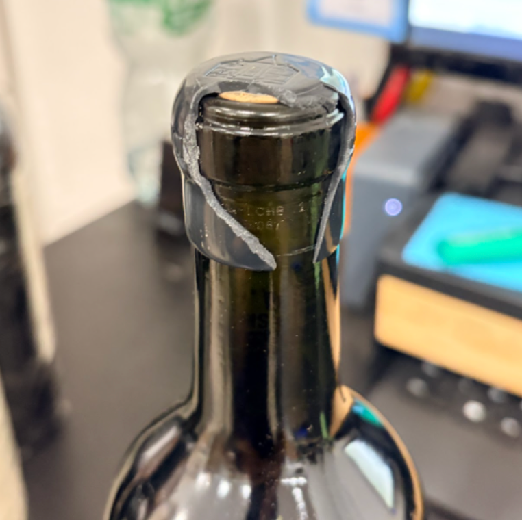 (밀랍손상) Château Les Carmes Haut Brion Pessac-Léognan Rouge Rouge 2021
